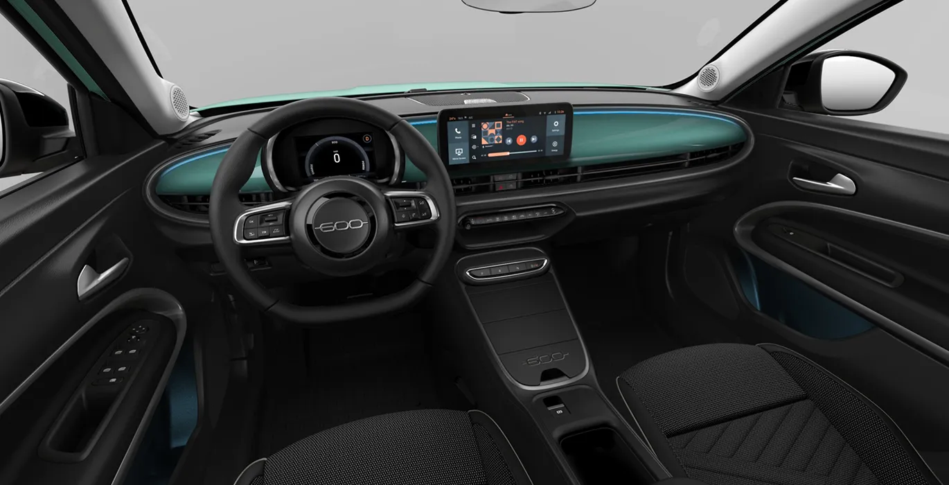 Fiat-600-ICON-MHEV-1.2-110CV-DDCT-AUTOMATICO-interior-delantera-1.webp