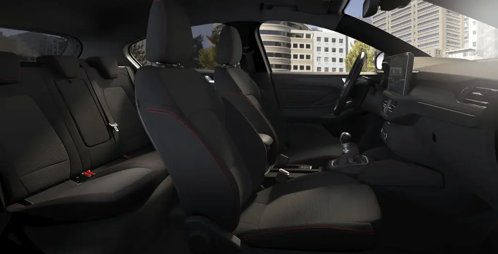 Ford-Focus-ST-Line-X-1.0T-EcoBoost-MHEV-125CV-interior-delantera-II.webp